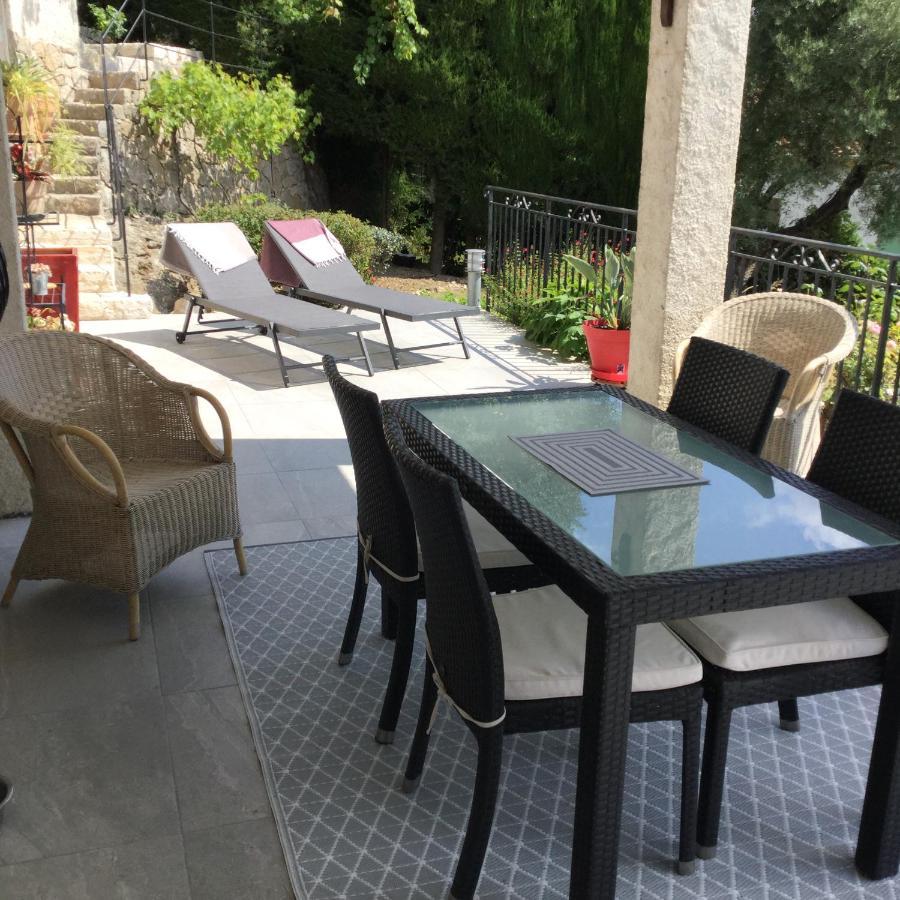 La Tourrette Bed & Breakfast Tourrettes-sur-Loup Luaran gambar