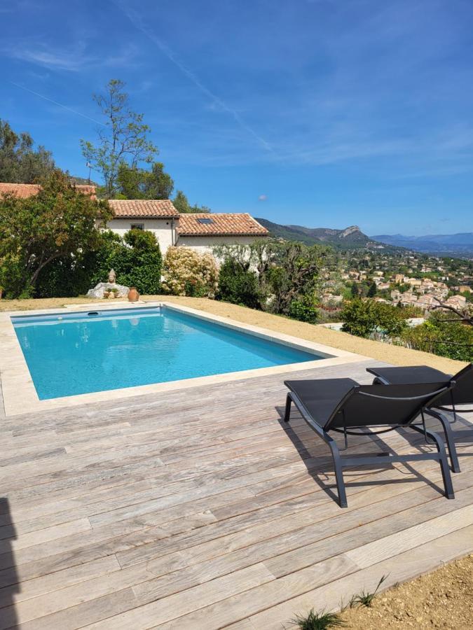 La Tourrette Bed & Breakfast Tourrettes-sur-Loup Luaran gambar