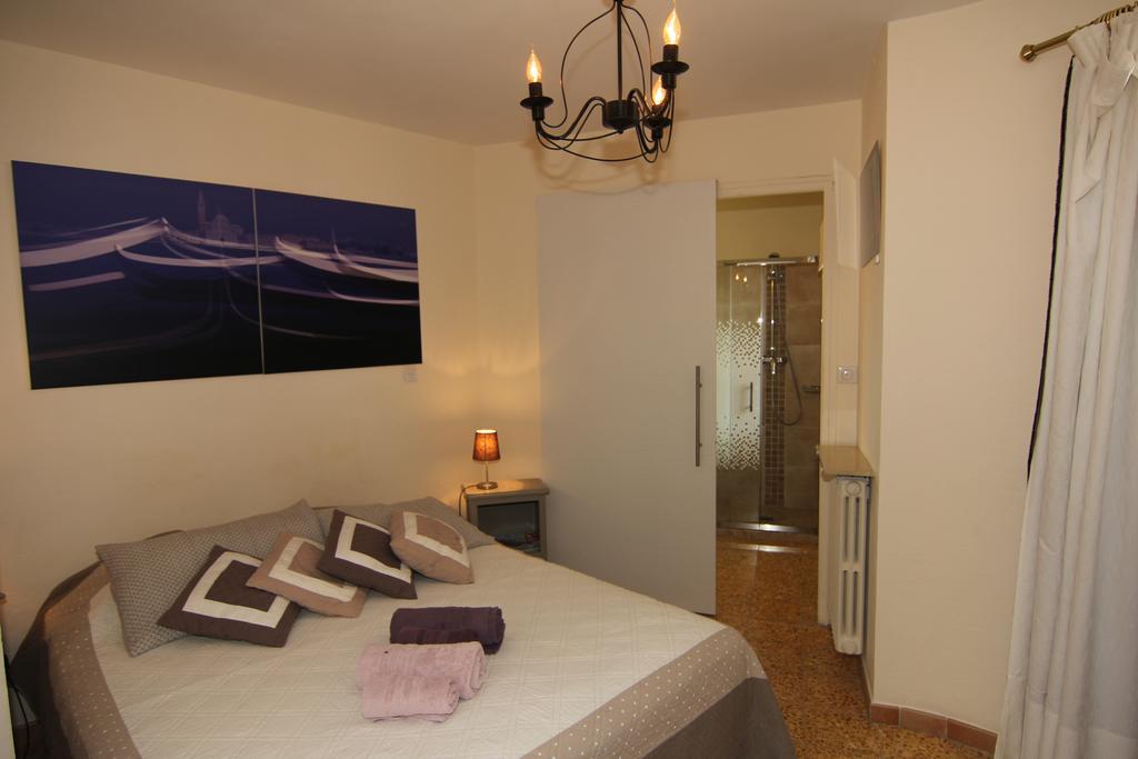 La Tourrette Bed & Breakfast Tourrettes-sur-Loup Luaran gambar
